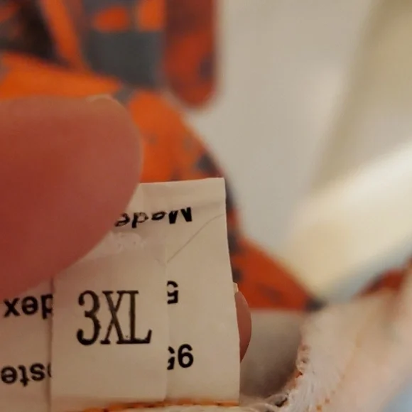 Orange & blue vneck tunic top tropical print Size 3X content 95 poly, 5 spandex - Picture 5 of 9